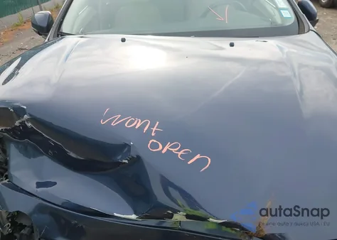 2011 Volvo S60 T6 z USA, uszkodzony, nr VIN YV1902FH2B2005721